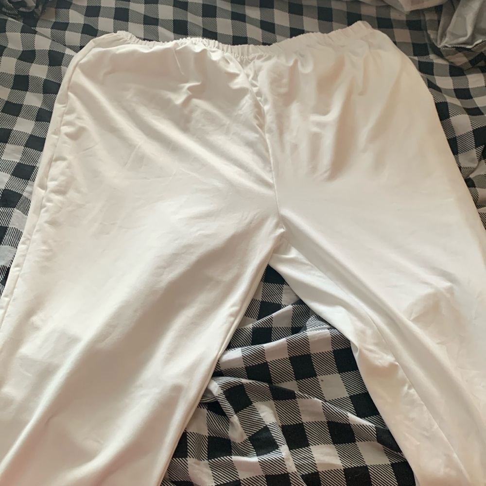New never worn lounge pants plus size
